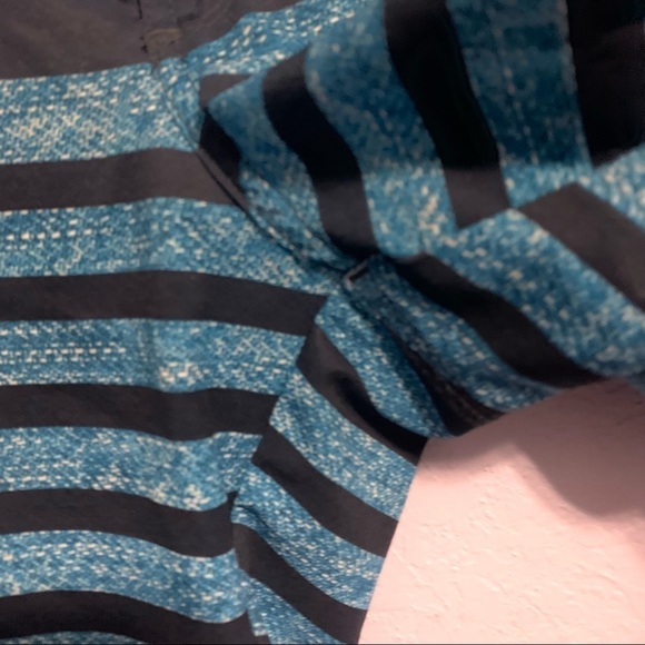 The North Face Men’s Blue Striped Drawstring Swim Shorts - Picture 3 of 7